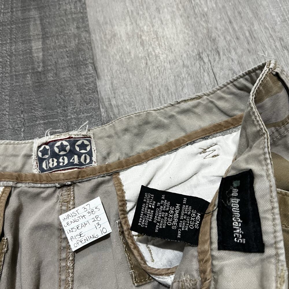 VTG No Boundaries Baggy Camo Beige Cargo Pants Wide Leg Skater Y2K Size 36x30 - Picture 5 of 5